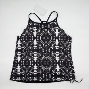 Fabletics Norwalk Tank Top Black White Print Built-In Bra Size M NWT